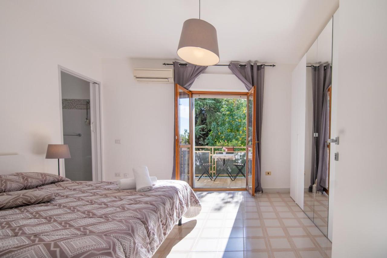 B&B A Casa Di Amici Caserta Ngoại thất bức ảnh